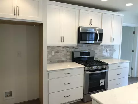 505 E Main St, Rochester, IL 62563 photo 6