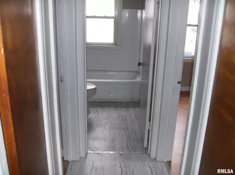 320 S Paul St, Springfield, IL 62703 photo 8