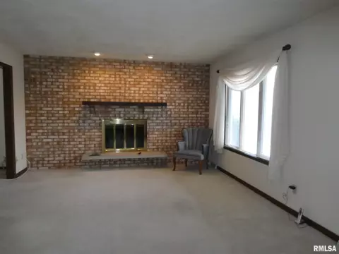 227 Bellerive Rd, Springfield, IL 62704 photo 5