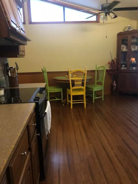 1832 Albert St, Springfield, IL 62702 photo 10