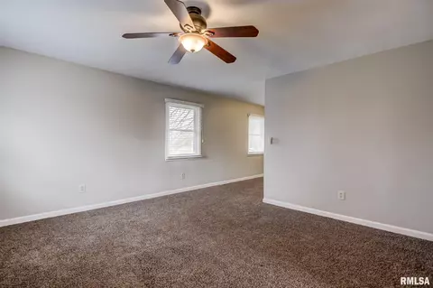 890 Gabriel Rd, Springfield, IL 62712 photo 25