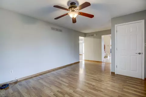 890 Gabriel Rd, Springfield, IL 62712 photo 18