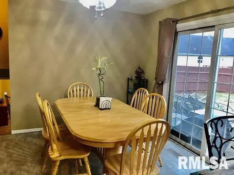 39 Twilight Ln, Springfield, IL 62712 photo 5