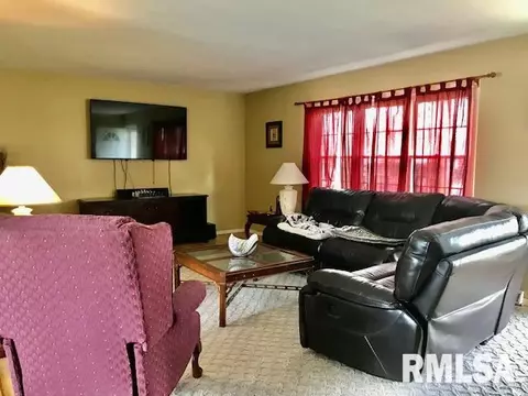 39 Twilight Ln, Springfield, IL 62712 photo 4