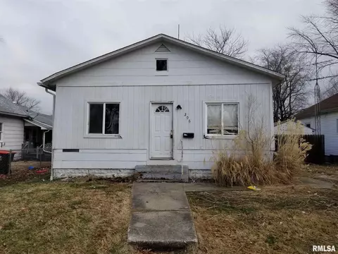 206 N 7th St, Benld, IL 62009 photo 1