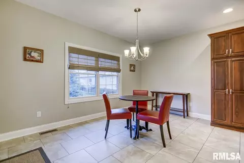 2436 Wimbledon Pl, Springfield, IL 62704 photo 18