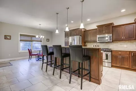 2436 Wimbledon Pl, Springfield, IL 62704 photo 14