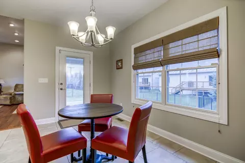 2436 Wimbledon Pl, Springfield, IL 62704 photo 17