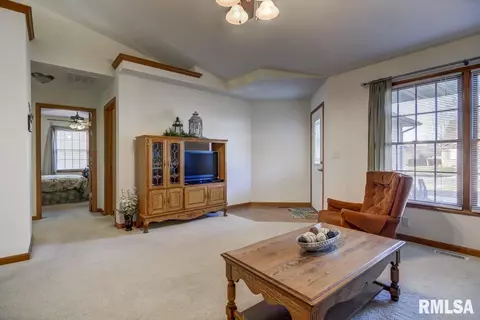 7210 Preston Dr, Springfield, IL 62711 photo 7