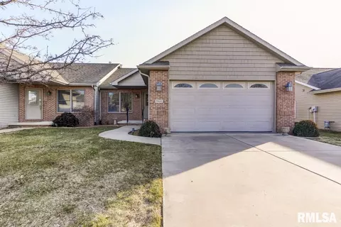 7210 Preston Dr, Springfield, IL 62711 photo 1