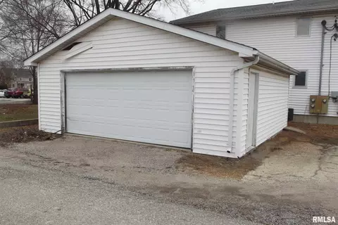 1117 S 8th St, Springfield, IL 62703 photo 5