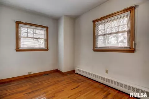 3308 Saxony Rd, Springfield, IL 62703 photo 9