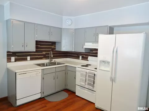1725 N 19th St, Springfield, IL 62702 photo 5