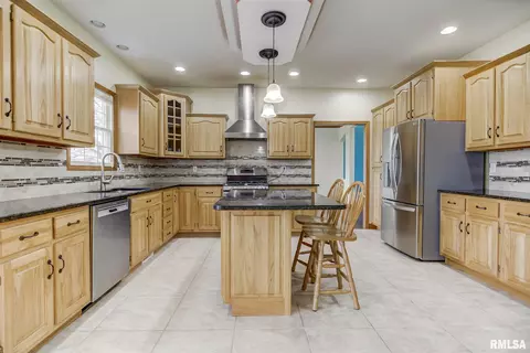 2716 Dickens Dr, Springfield, IL 62711 photo 16
