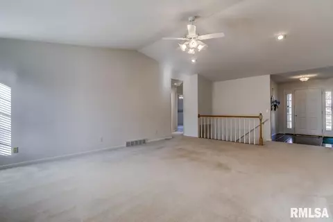 4528 Barrington Dr, Springfield, IL 62711 photo 8