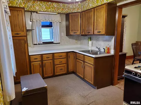 2024 Holmes Ave, Springfield, IL 62704 photo 11