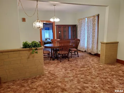 2024 Holmes Ave, Springfield, IL 62704 photo 8