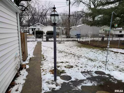 2024 Holmes Ave, Springfield, IL 62704 photo 30