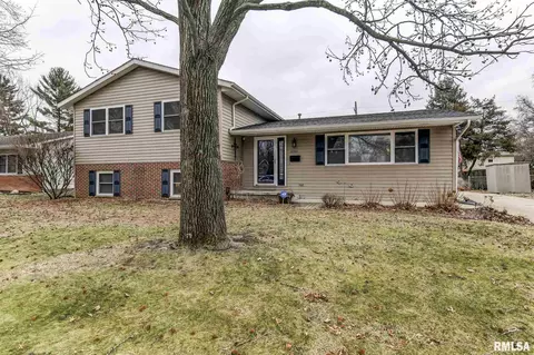2300 Westview Dr, Springfield, IL 62704 photo 1