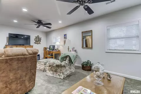 2300 Westview Dr, Springfield, IL 62704 photo 24