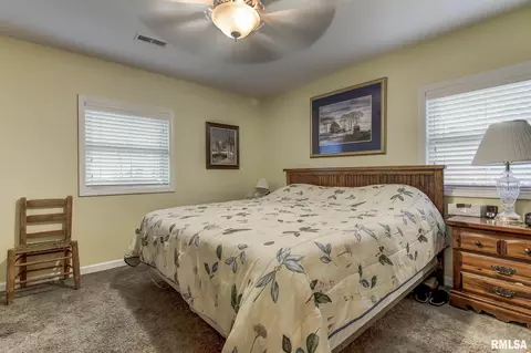 2300 Westview Dr, Springfield, IL 62704 photo 15