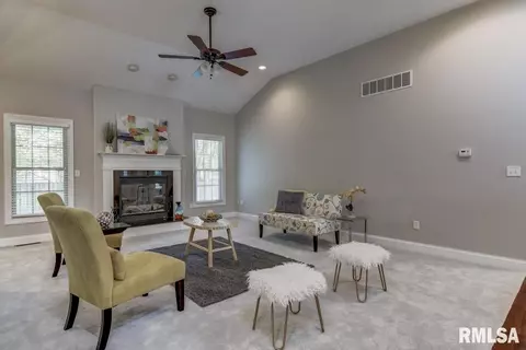1913 Interlacken Rd, Springfield, IL 62704 photo 6
