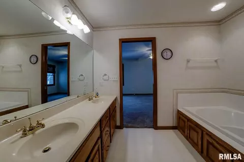 2508 Shadow Chaser Dr, Springfield, IL 62711 photo 33