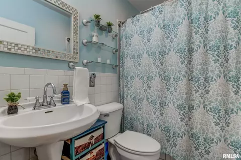 1408 S State St, Springfield, IL 62704 photo 17
