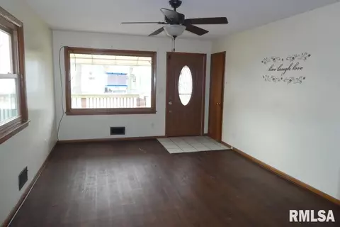 1612 N 8th St, Springfield, IL 62702 photo 2