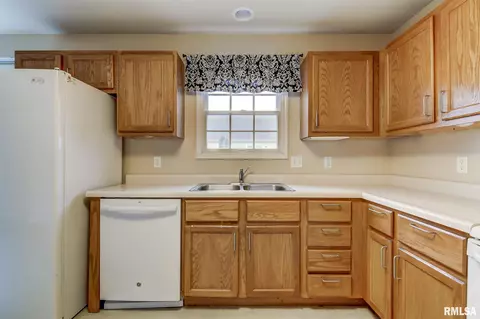 3704 Cranleigh Blvd, Springfield, IL 62712 photo 14