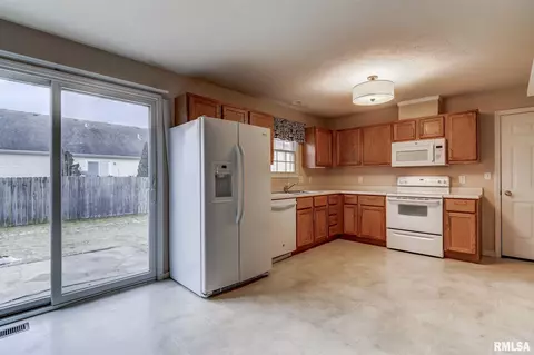 3704 Cranleigh Blvd, Springfield, IL 62712 photo 12
