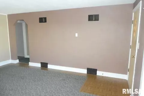 3330 Enos Ave, Springfield, IL 62702 photo 4