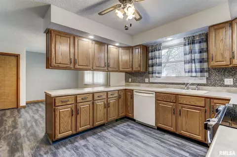 213 Norwalk Rd, Springfield, IL 62704 photo 8