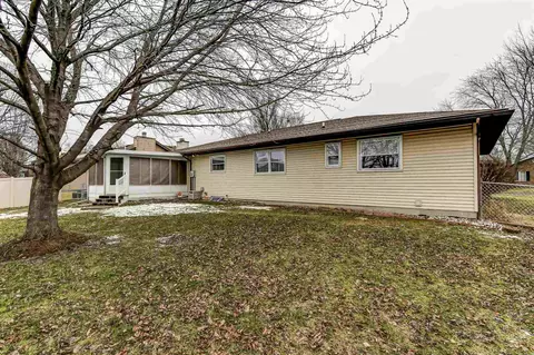 213 Norwalk Rd, Springfield, IL 62704 photo 4