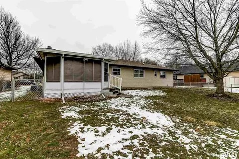 213 Norwalk Rd, Springfield, IL 62704 photo 2
