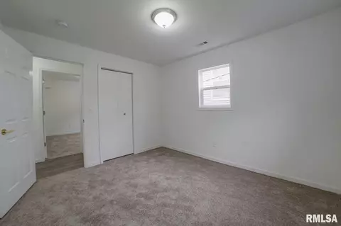 1125 N Wesley St, Springfield, IL 62702 photo 13