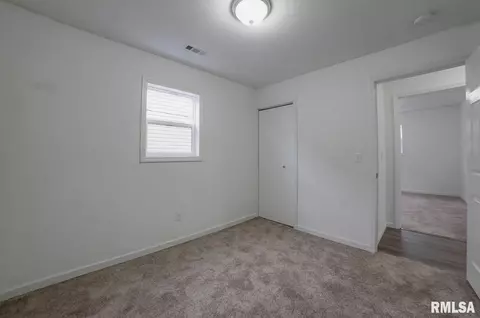 1125 N Wesley St, Springfield, IL 62702 photo 17