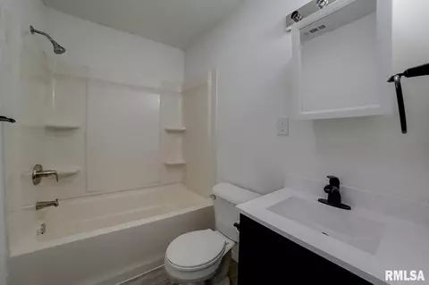 1125 N Wesley St, Springfield, IL 62702 photo 11