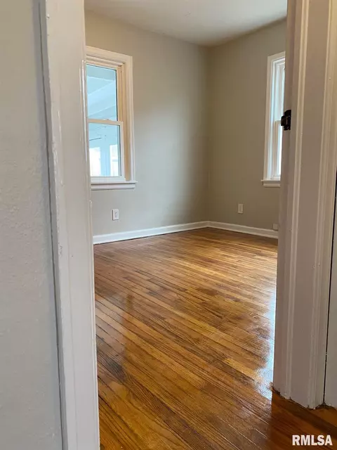 2104 N 7th St, Springfield, IL 62702 photo 13