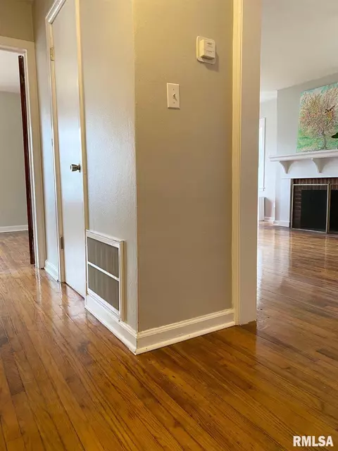 2104 N 7th St, Springfield, IL 62702 photo 21