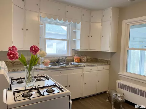 2104 N 7th St, Springfield, IL 62702 photo 10