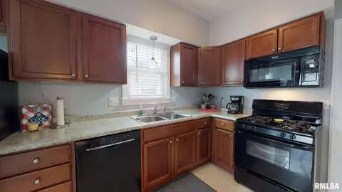 2132 N 5th St, Springfield, IL 62702 photo 10