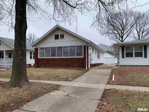 2132 N 5th St, Springfield, IL 62702 photo 2