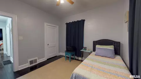 2132 N 5th St, Springfield, IL 62702 photo 16