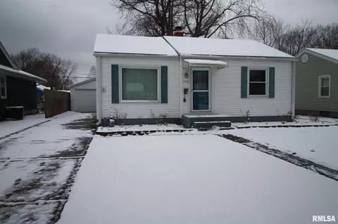 1705 N 21st St, Springfield, IL 62702 photo 2