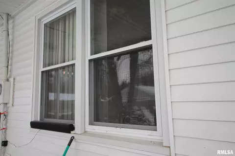 1705 N 21st St, Springfield, IL 62702 photo 19