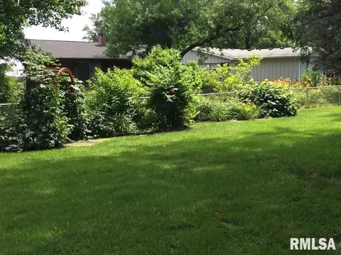 60 White Birch Rd, Springfield, IL 62712 photo 6