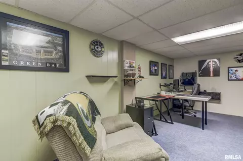 2605 Somerton Rd, Springfield, IL 62702 photo 22