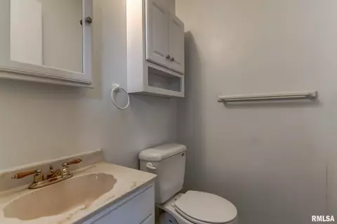 2605 Somerton Rd, Springfield, IL 62702 photo 13