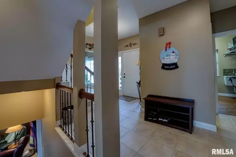 332 Keystone Dr, Chatham, IL 62629 photo 5